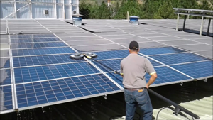 Resim PV Solar Panel Temizliği